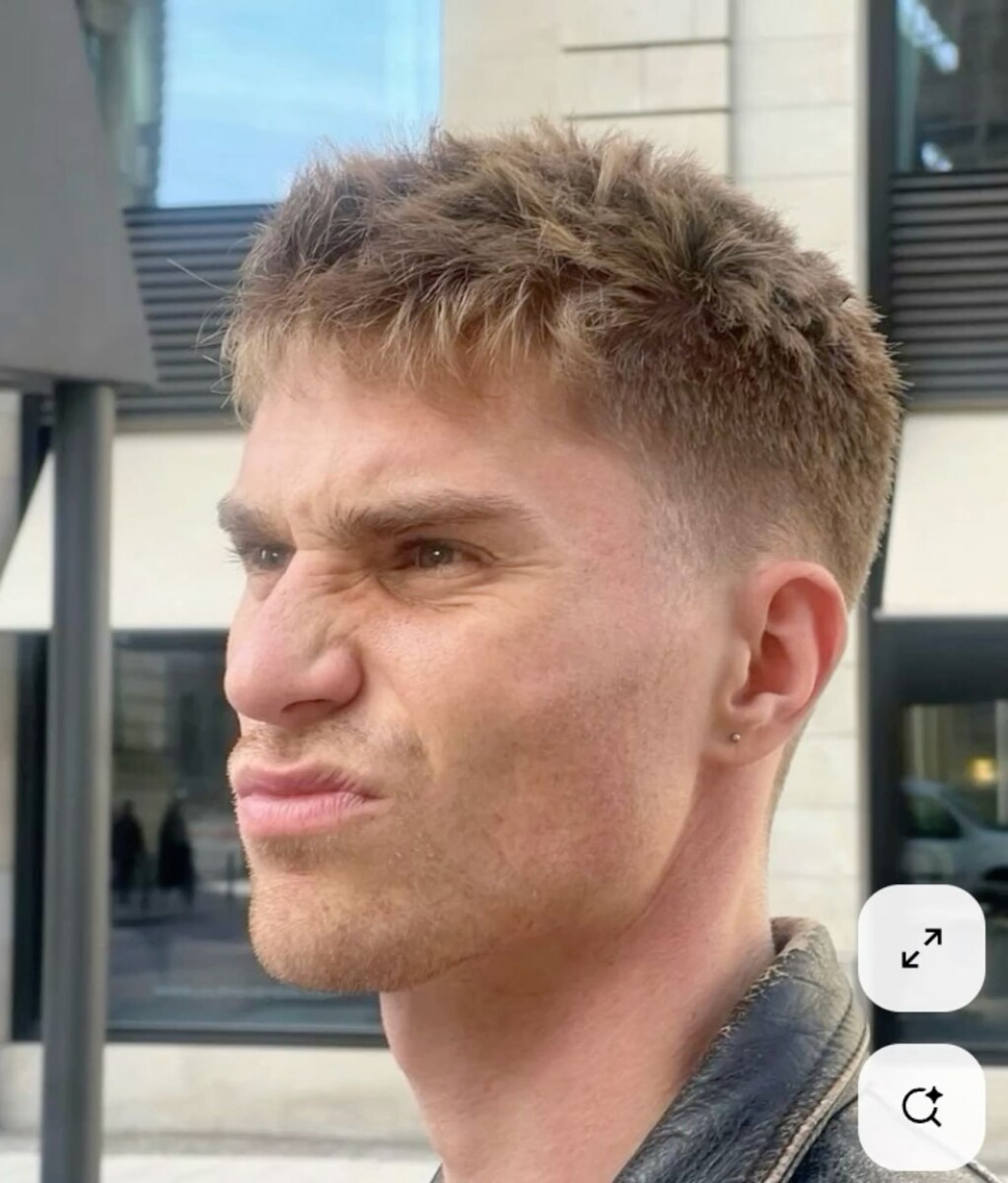 Buzz cut dégradé homme