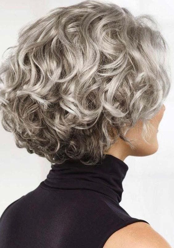 Coupe courte femme 50 ans