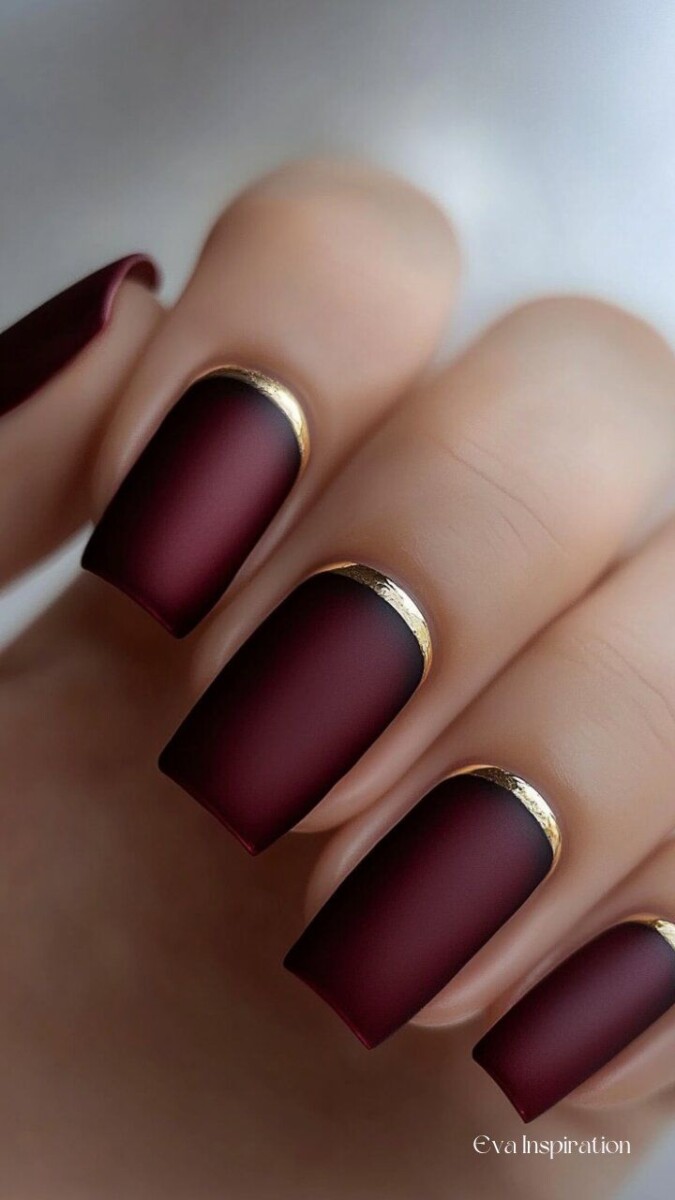 Ongles rouges manucure moderne