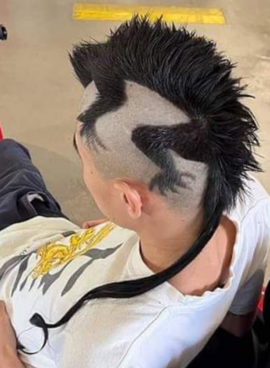 Coupe mi court moderne