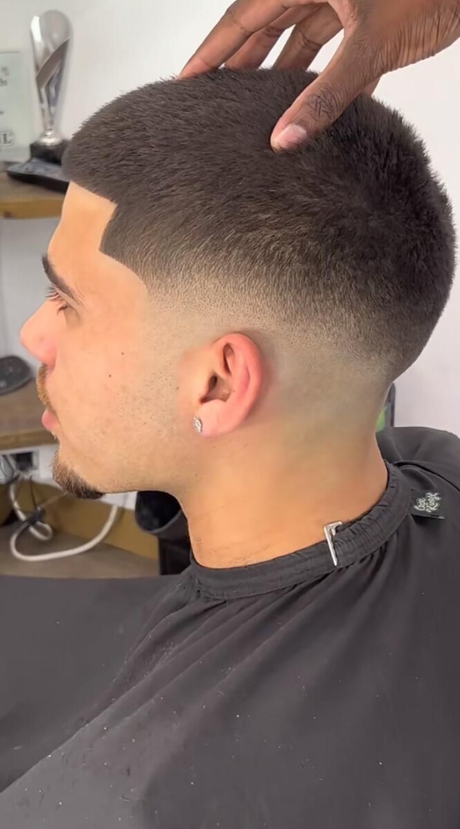 Style court dégradé masculin