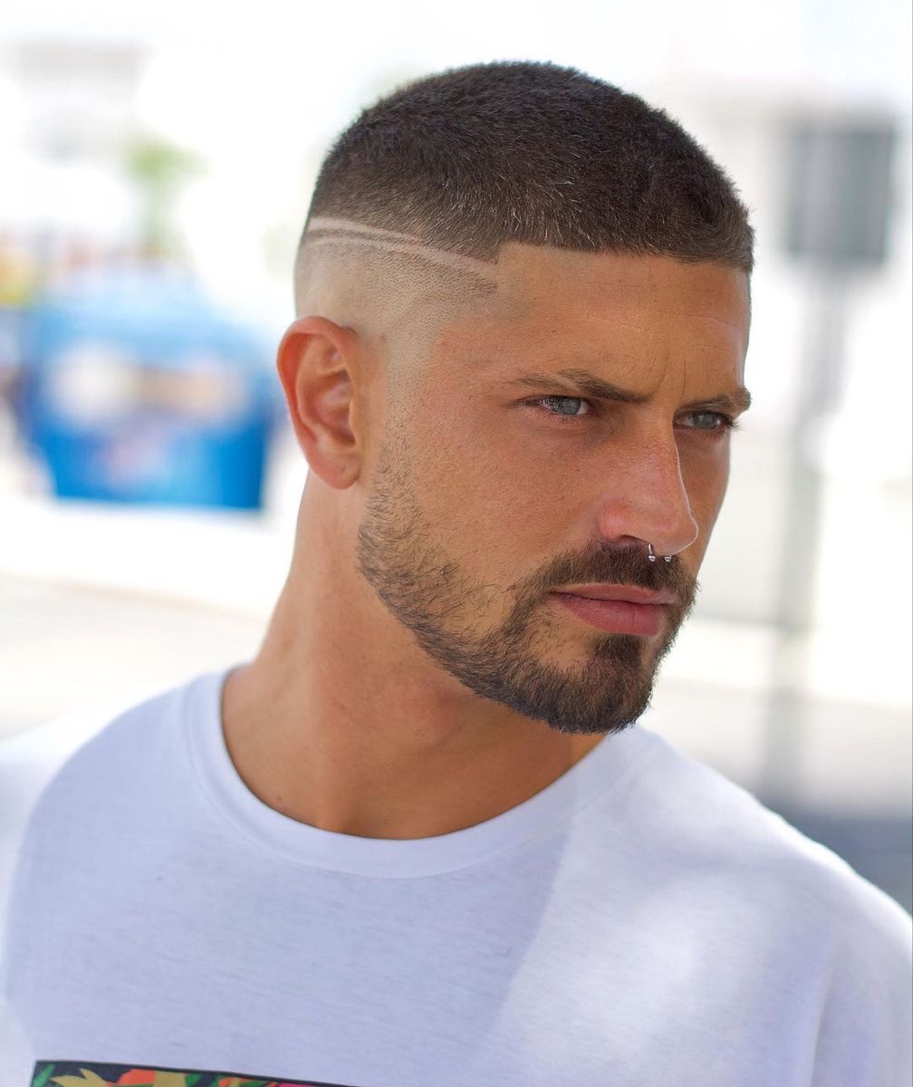 Barbe courte homme tendance