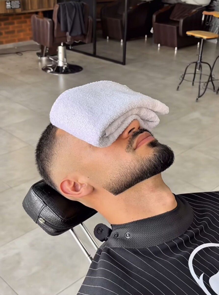 Style coupe barbe courte