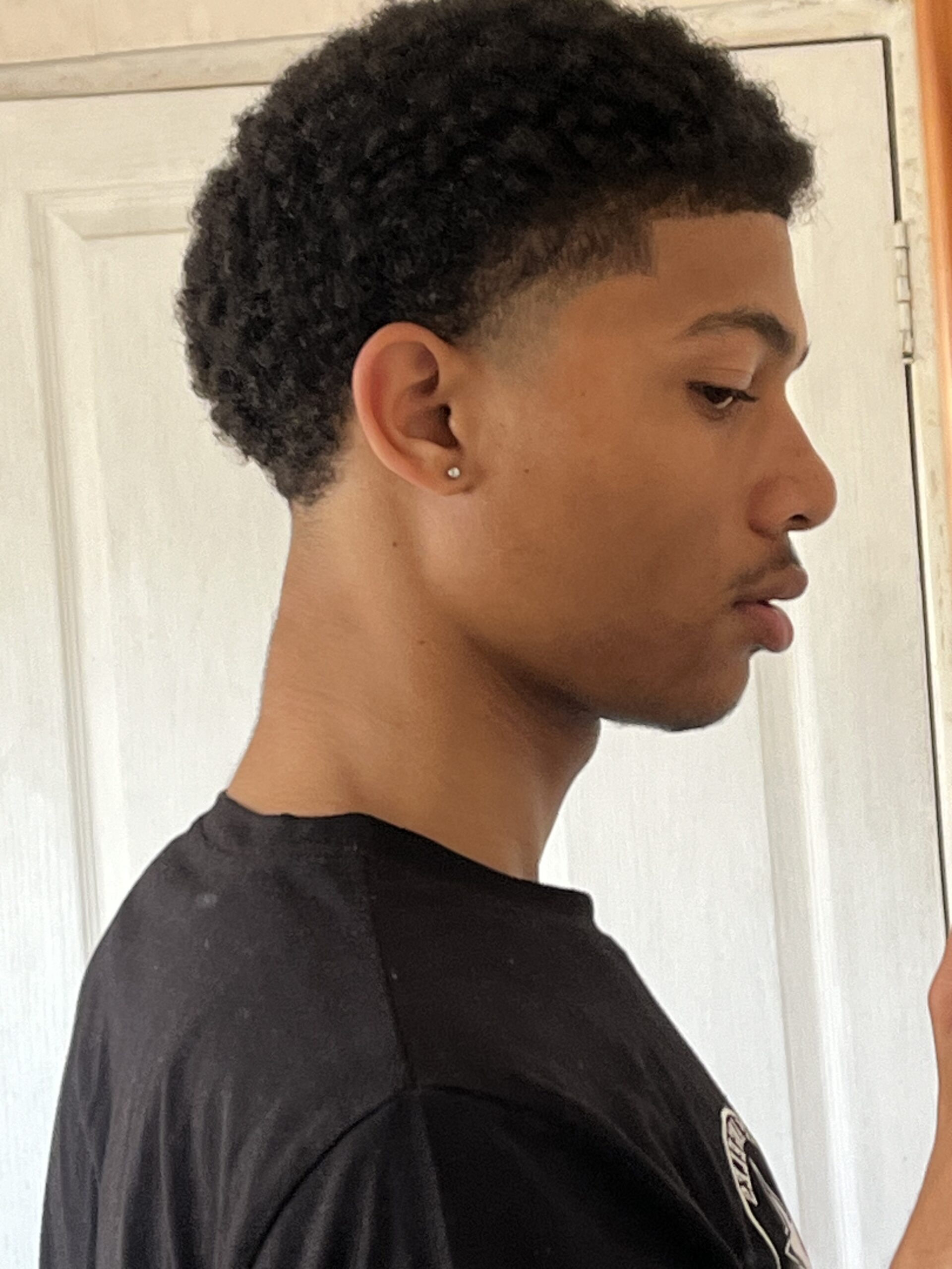 Tendance afro homme court