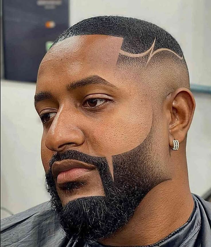 Trait élégant pour coupe homme
