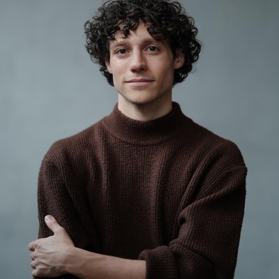 Thomas Lefevre, coupe masculine et technique de coiffage sur Infraslim